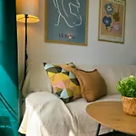 Lägenhet Acogedor Estudio En Centro *
