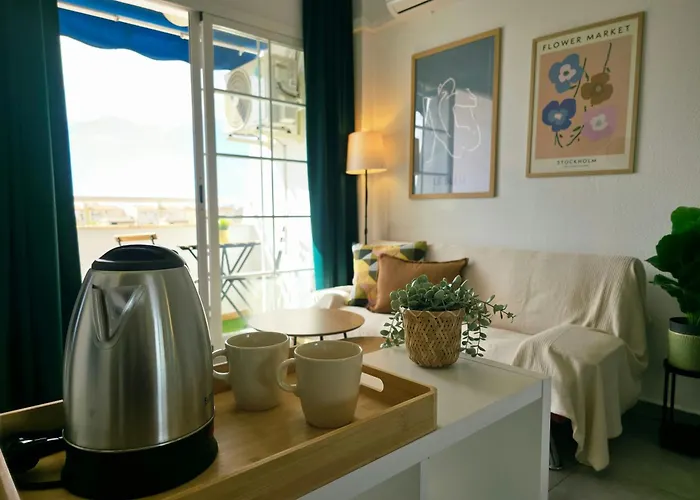 Acogedor Estudio En Centro Апартаменты *